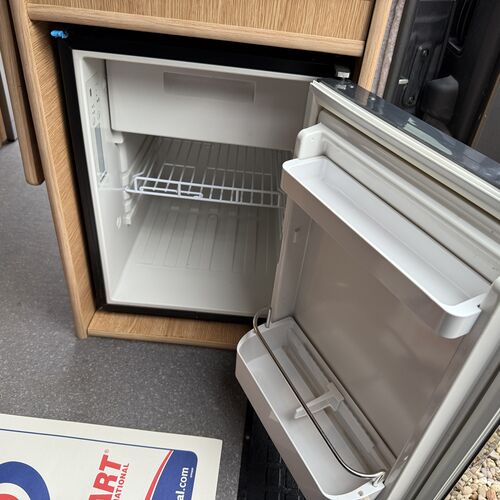 2018 Toyota Proace Camper Van 1.6TD - Urban Campers