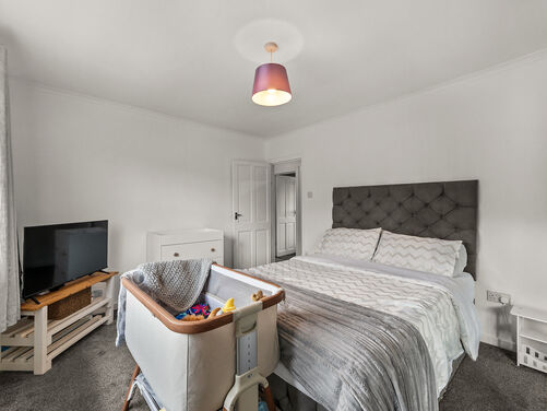 Westview Crescent, Tullibody, FK10 2TN