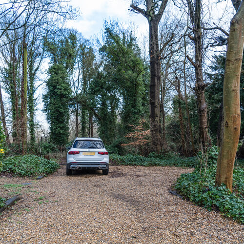 Little Tolpitts Lane, Watford WD18 9QG