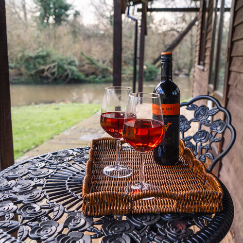 Little Tolpitts Lane, Watford WD18 9QG