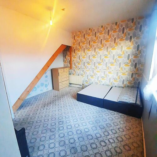 2 BEDROOM Mid TERRACE For Sale