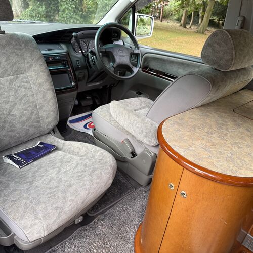 1999 Nissan Elgrand 3.2V6 Auto Camper Van 2 Berth