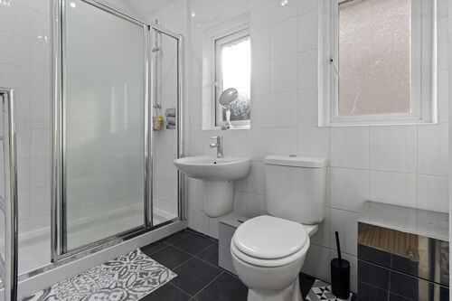 Kings Avenue, Eastbourne