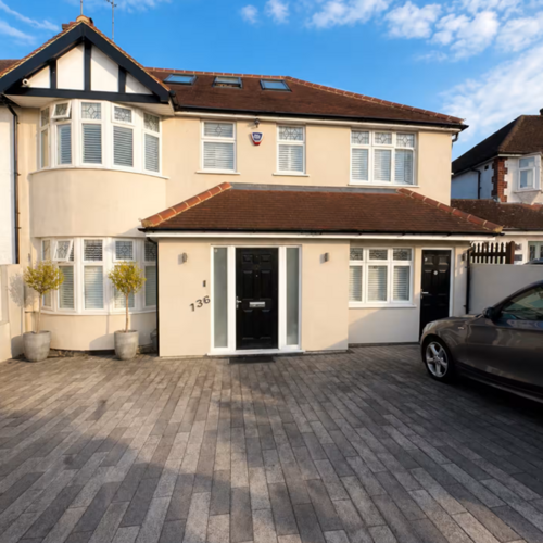 Auckland Road, Potters Bar 