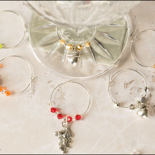 Acorns, Oakleaf & Pine Cones