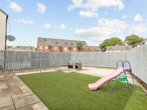 Lanton Road, Larbert, FK2 8SR