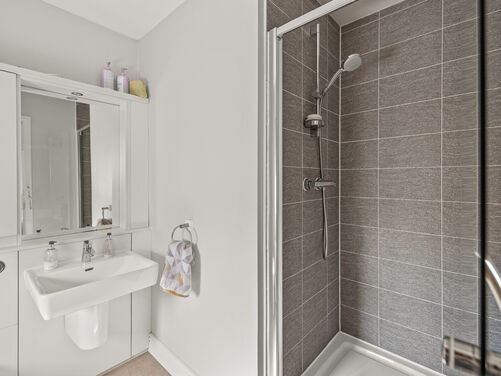 Macgregor Place, Larbert, FK2 8RJ