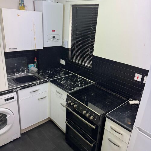 1 BED HOUSE FOR RENT