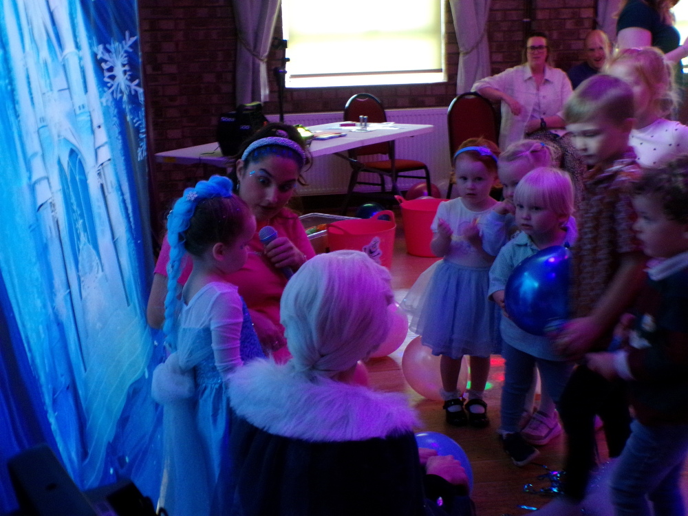 Parties | Pulse &amp; Pop! | Children's Birthday Party Venue Hire Spalding, UK |  Musical Theatre Classes and Experiences in and around Lincolnshire, UK | Wedding and Events Singer based near Peterborough, UK