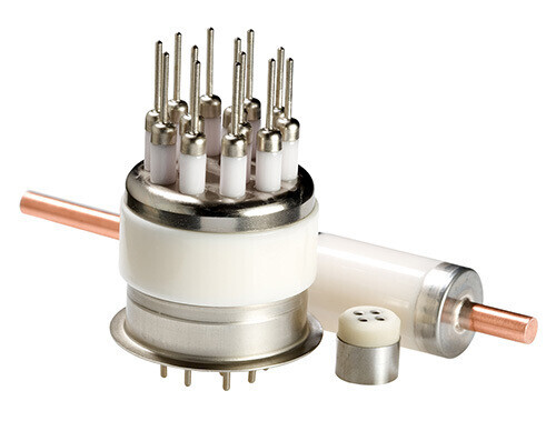 Kyocera presents its high-performance ceramics for medical devices for the first time at Compamed 2025