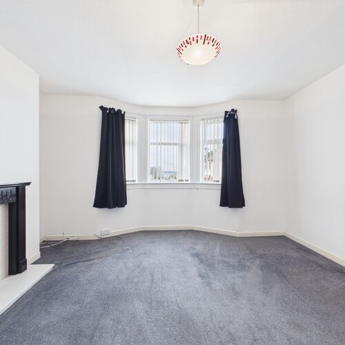 Eastern Avenue, Largs