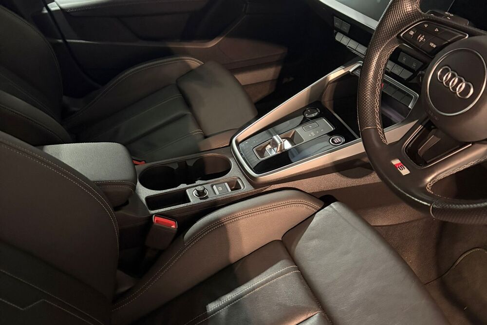 AUDI A3 35 TFSI S LINE S TRONIC