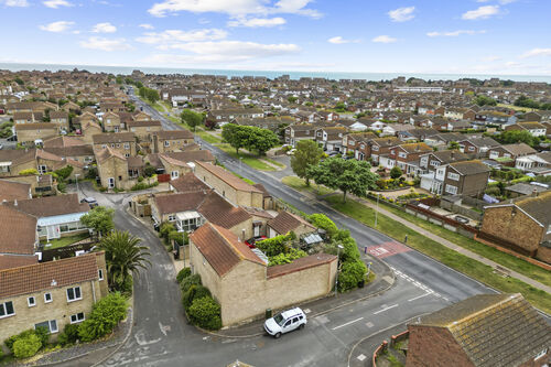 Gardner Close, Eastbourne