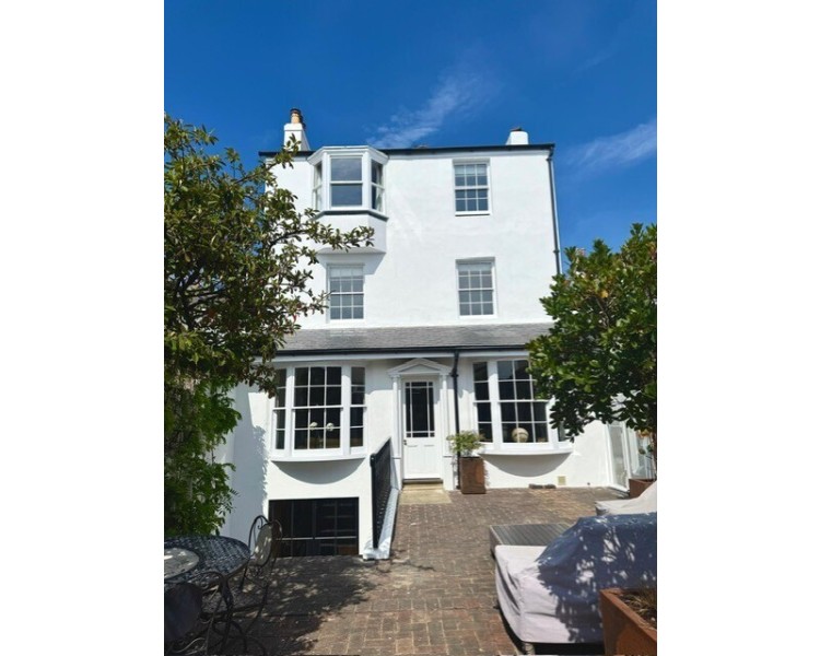 Property Painters Ltd  | Painter and Decorator in Brighton | Painter and Decorator in Hove | Painting and decorating in Brighton