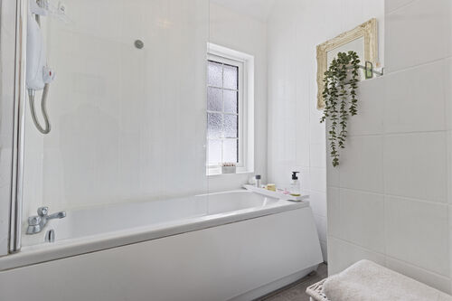 Kings Avenue, Eastbourne