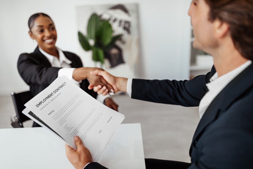 Business Contracts for Small Businesses: Types, Legal Requirements & Why They Matter