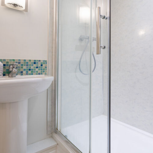 1 Hillside Way, Welwtn AL6 0TY