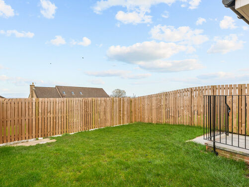 Middlerigg Avenue, Reddingmuirhead, FK2 0WG