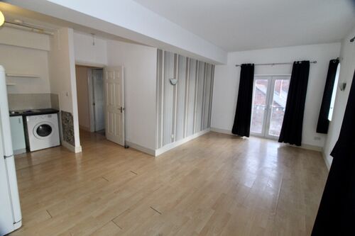 140b Fosse Road North, Leicester, LE3 5ER