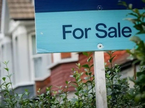 UK-based estate agents successfully complete share sale
