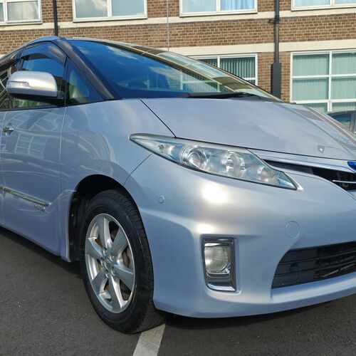 TOYOTA ESTIMA HYBRID E-FOUR