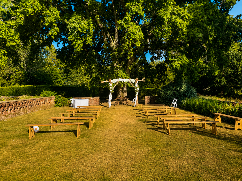 Luxury Photo Booth Hire at Bartley Lodge, Hampshire | Pic Me