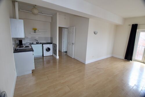 140b Fosse Road North, Leicester, LE3 5ER