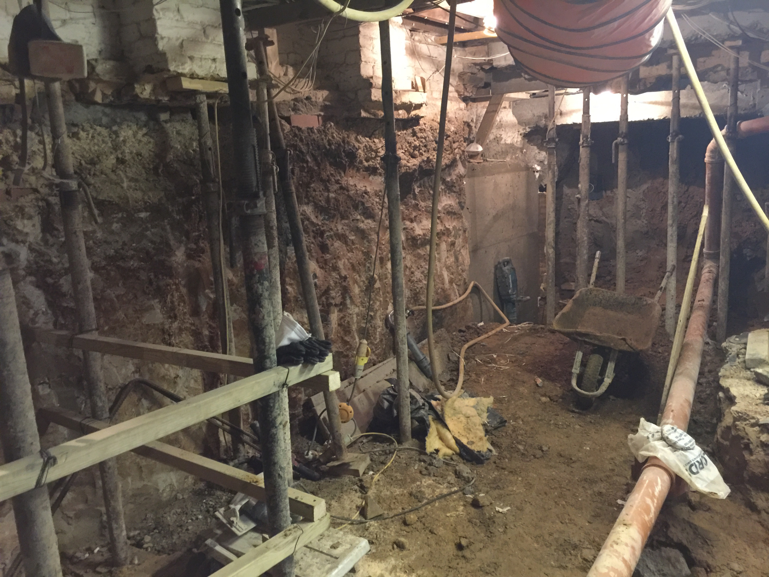 Basement in Harrow