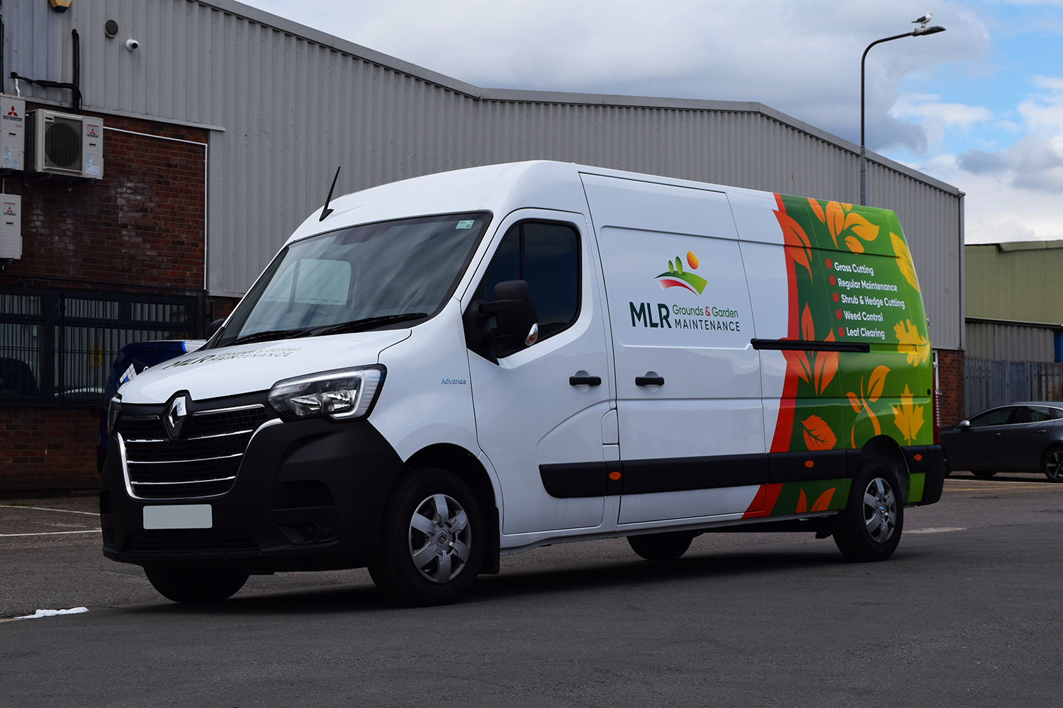 MLR Garden Services - Renault Master