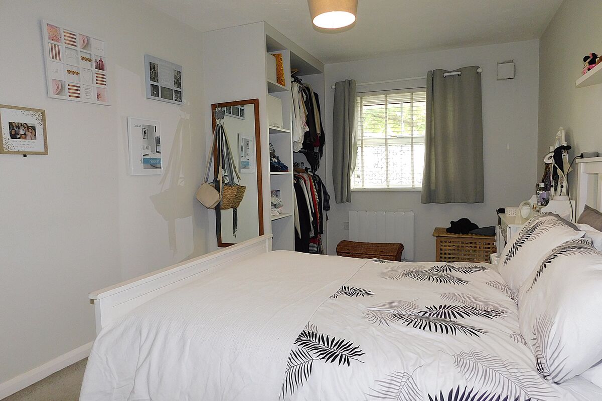 Prince Albert Court, Sunbury