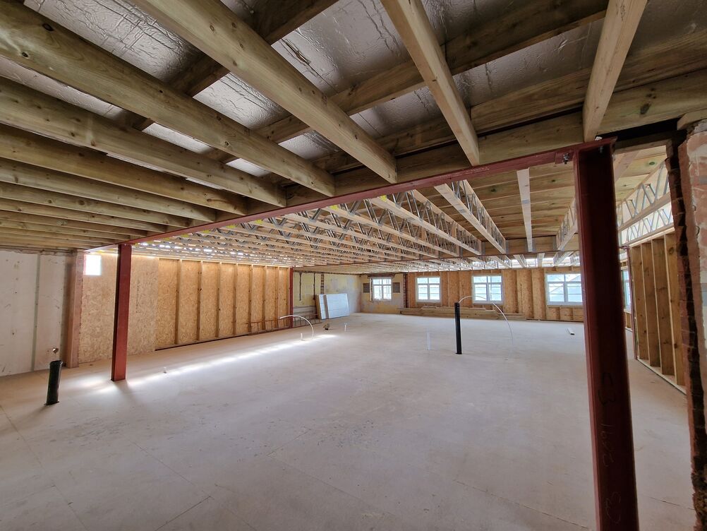 New 3x1 bedroom flats above commercial premises