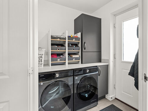 Kenny Drive, Maddiston, FK2 0WJ