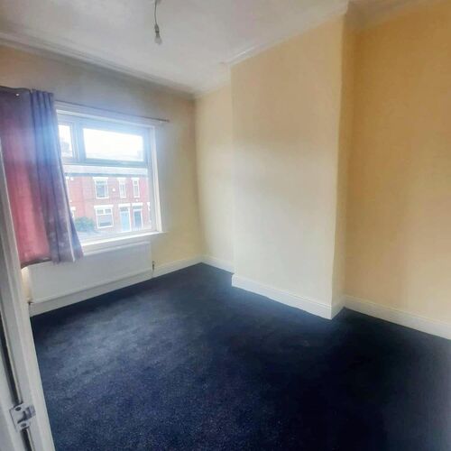 3-Bed 2 Reception Room House For Rent