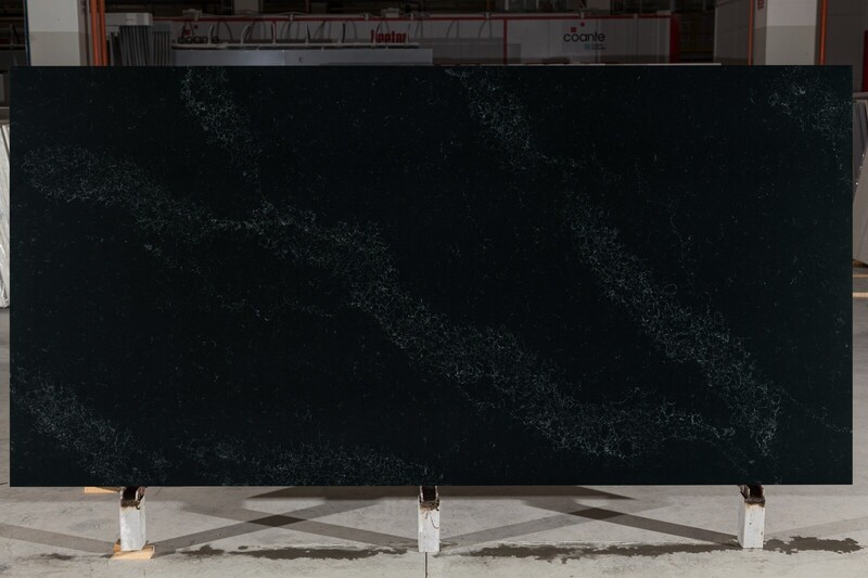 Classic quartz Valiente Black - Code: 7713