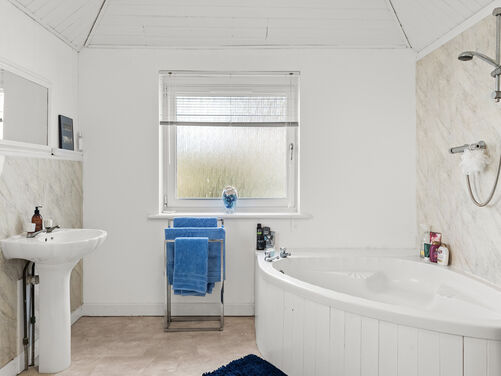 Russel Street, Falkirk, FK2 7HU