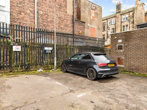 Vicar Street, Falkirk, FK1 1LL