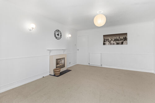 Glen Close, Polegate