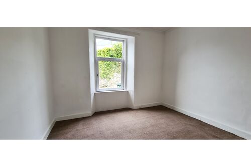 Upper Flat, Clan Villa, Bridge Street, Rothesay, Isle of Bute, PA20 0HQ