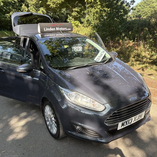 2013 (13) FORD FIESTA 1.0 TITANIUM 5 DOOR