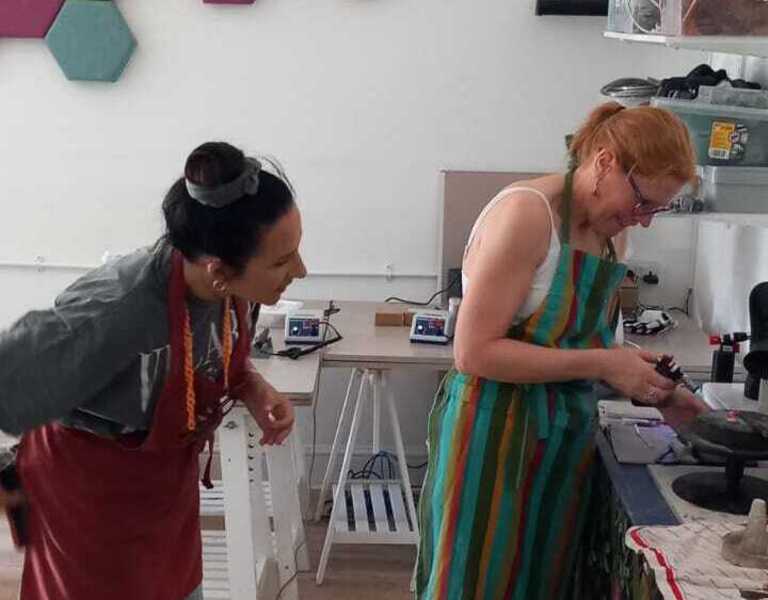 Classes  | Gypsy Jeweller | One to one jewellery tuition |  Learn enamelling and stone setting | Unique handcrafted jewellery