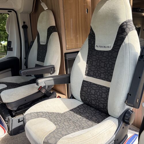 2015 65reg Autocruise Rhythm Peugeot Boxer - 1 Owner - Full History