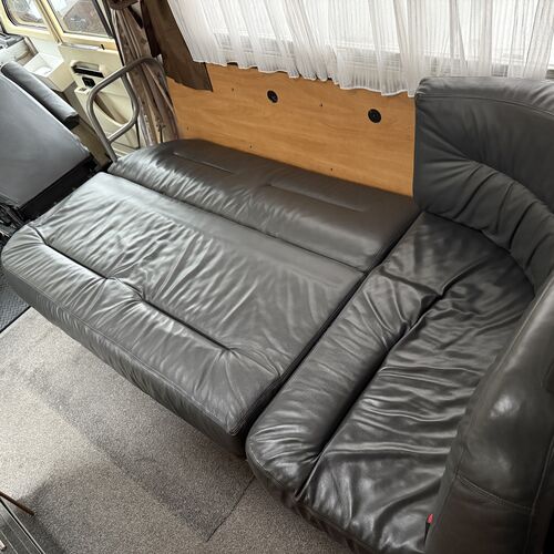 2001 Hymer B564 Lionheart RHD UK Model Fiat Ducato Motorhome - 4 Berth - 56765 Miles