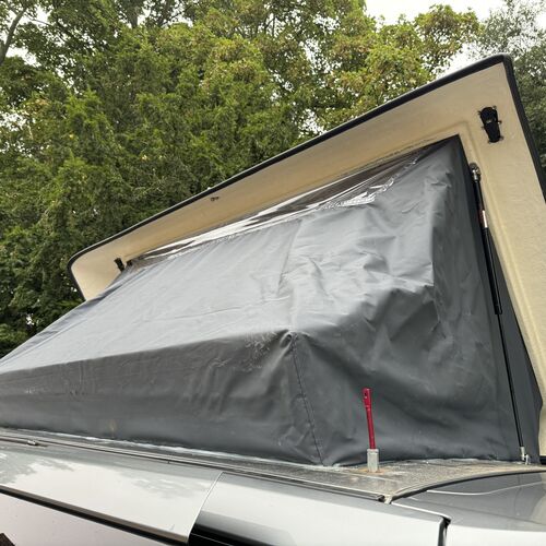 2005 Nissan Elgrand 2.5V6 Camper Van JAL Pro Conversion - 49732 Miles