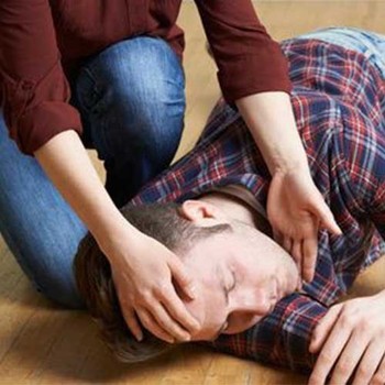 Emergency First Aid at Work (EFAW) - Blended Learning