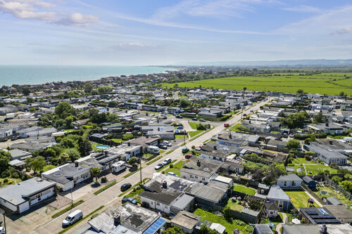 The Square, Pevensey Bay