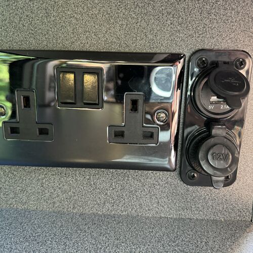 1999 Mazda Bongo 2.5 V6 Automatic Camper Van 2 Berth Pro Conversion