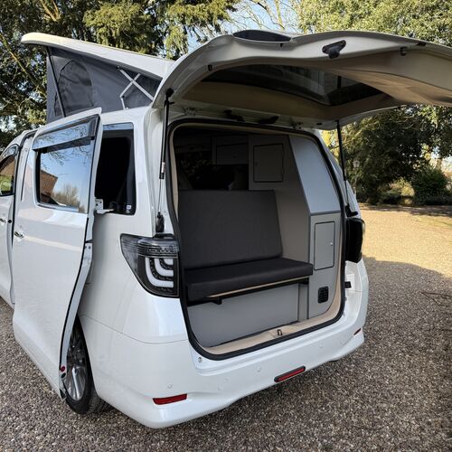 2010 Toyota Alphard 2.4 Petrol Auto Camper Van - Pro Conversion