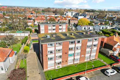 Roselands Avenue, Eastbourne