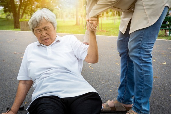 How Physiotherapy Helps Prevent Falls in Older Adults