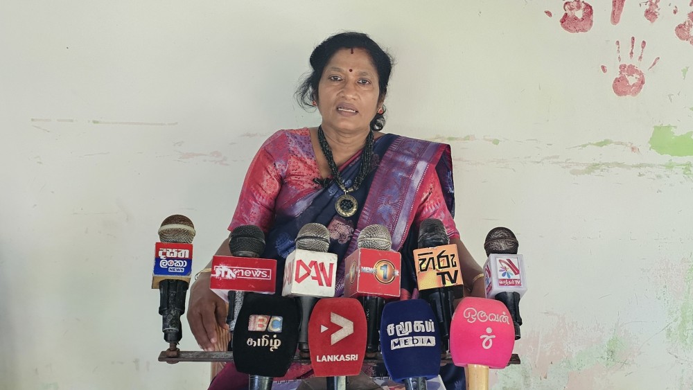 ஜனாதிபதியுடனான சந்திப்பு பரகசியமானதே - அனந்தி 